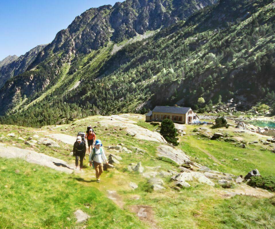 De Franse Pyreneeën: de charme van luxe kamperen in de natuur - Lodge ...
